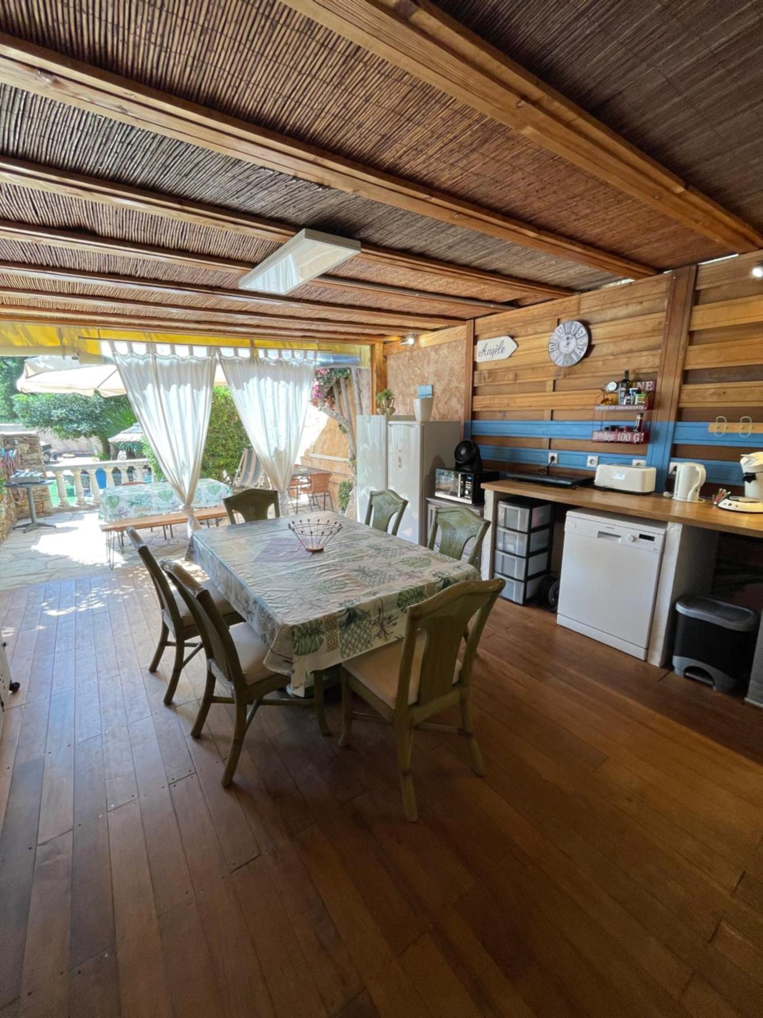 Le Golfe Bleu Apartment